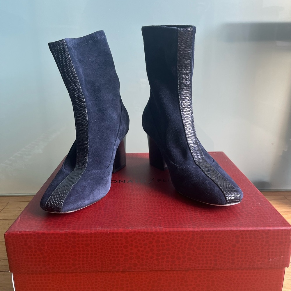 Donald Pliner Elegant Navy Suede Women's Boots
